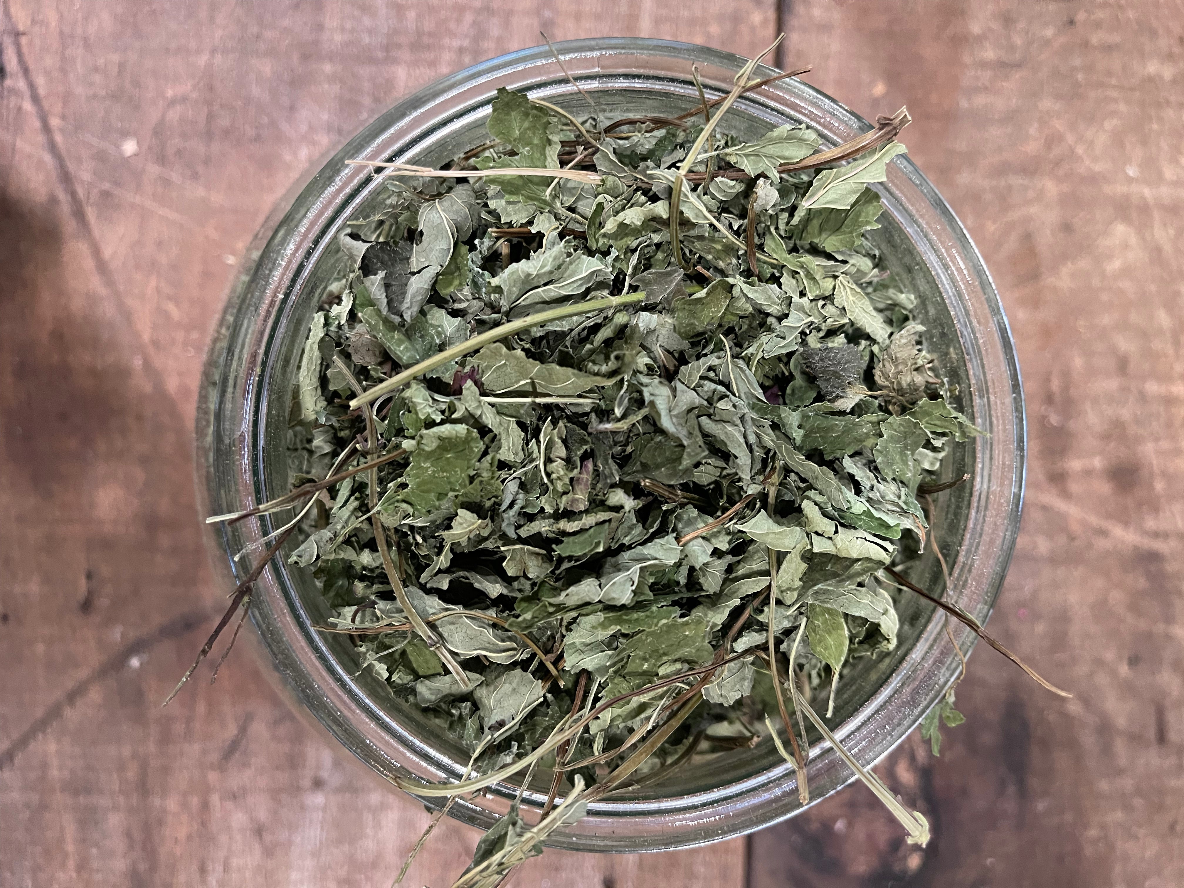 Lemon balm // dried herb