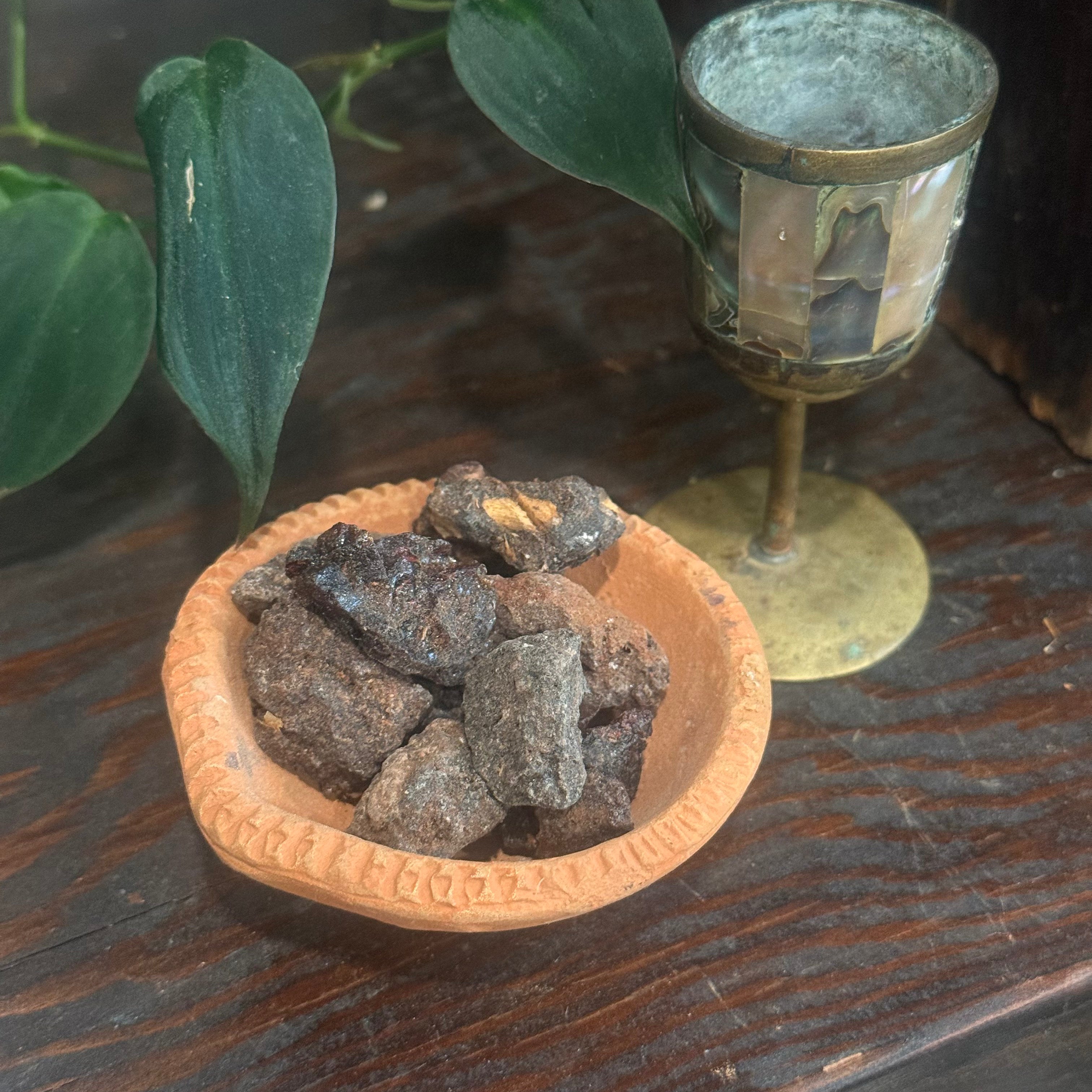 Myrrh // Incense Resin for Charcoal & Fire